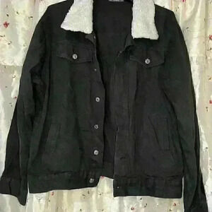 SHEIN coat with Sherpa‎ lined collar